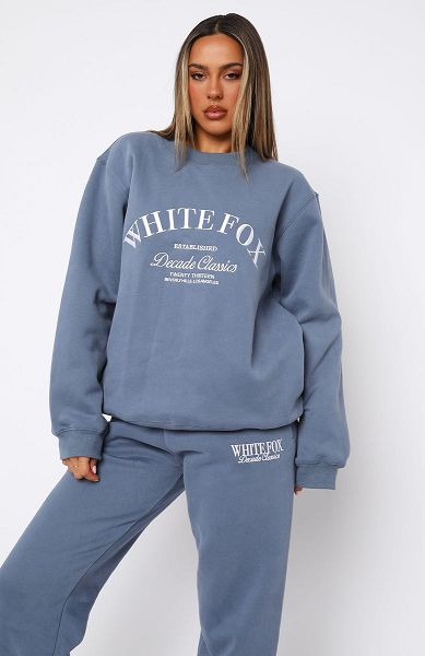 White Fox Boutique Decade Classics Essential Oversized Sweaters Blue | USA-56217IXFD