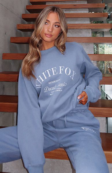 White Fox Boutique Decade Classics Essential Oversized Sweaters Blue | USA-56217IXFD