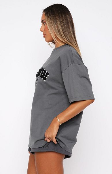 White Fox Boutique Decade Classics Global Oversized T-shirt Grey / Wblack | USA-08624LSHR