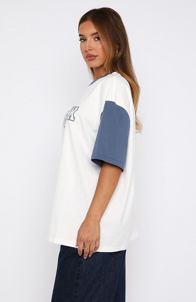 White Fox Boutique Fearlessly Flying Oversized T-shirt White | USA-08769XTNQ