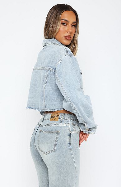 White Fox Boutique Lightspeed Cropped Denim Jackets Light Blue Wash | USA-62953OBIX