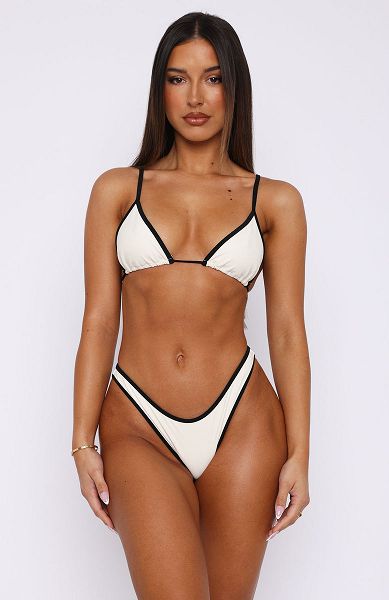 White Fox Boutique Positano Bikini Tops Cream / Black | USA-14085LICM